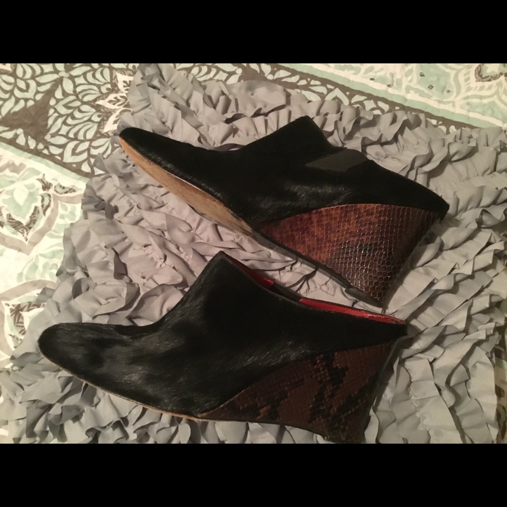 Donald J Pliner pony hair clogs